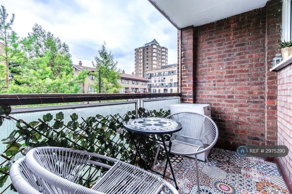 4 bedroom flat for rent