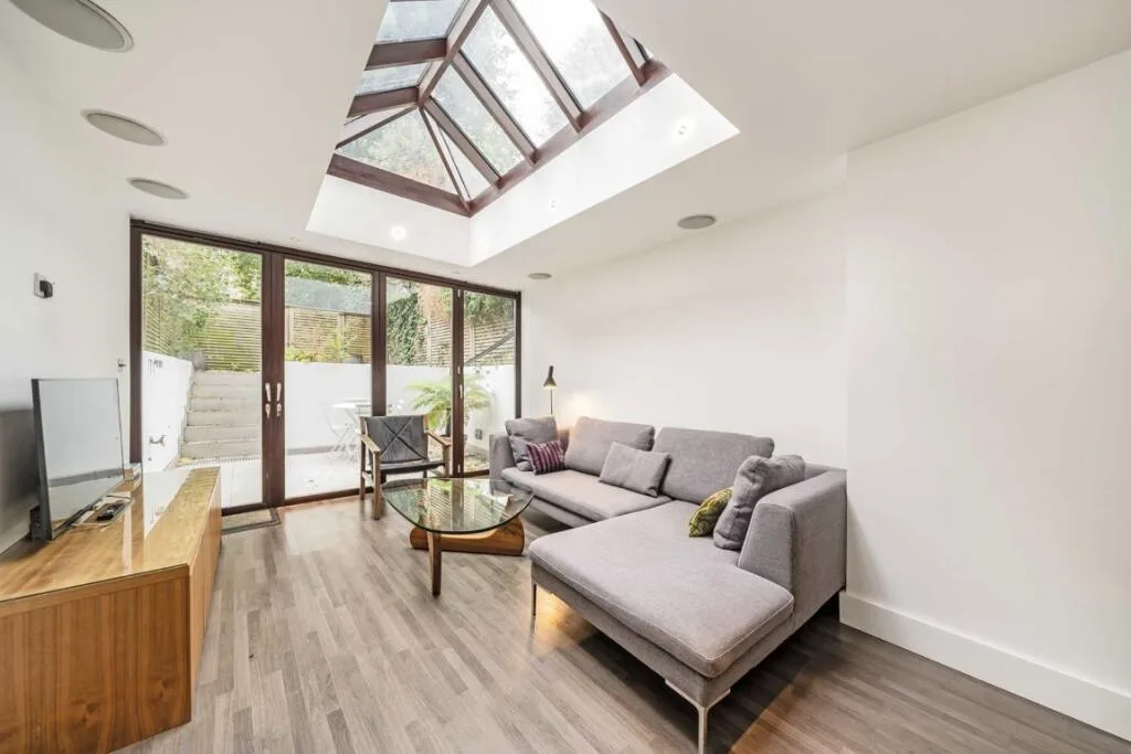 2 bedroom flat for rent
