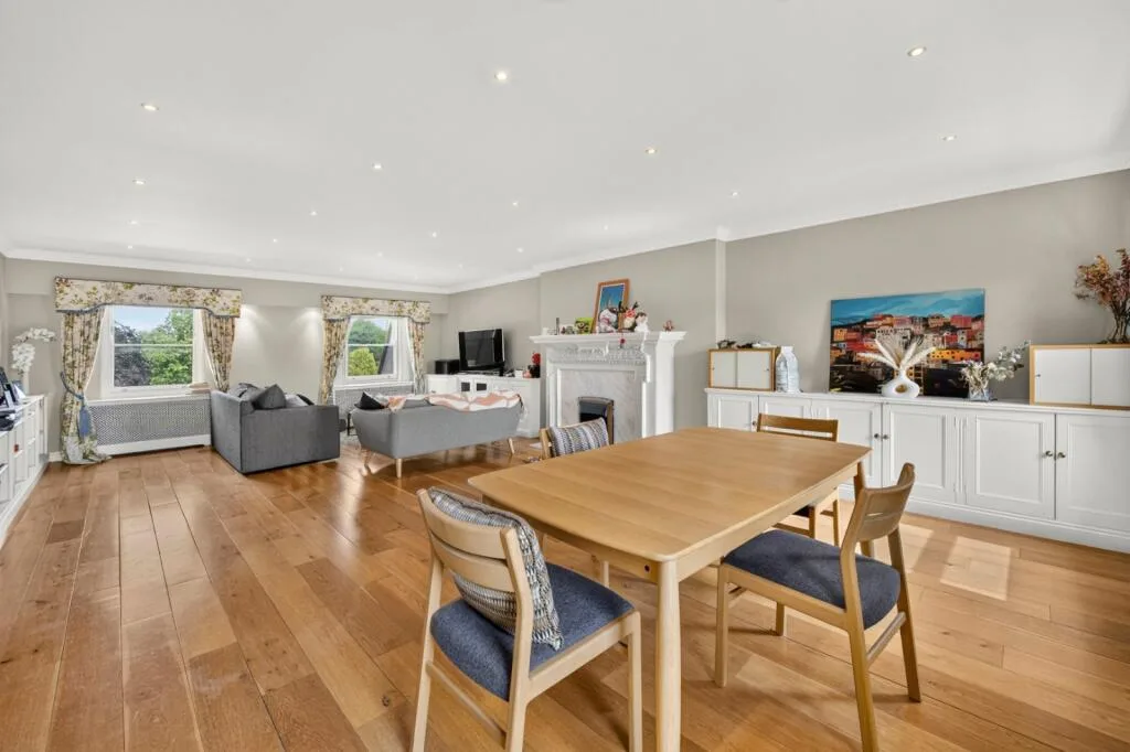 3 bedroom flat for rent