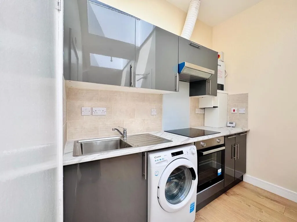 2 bedroom flat for rent