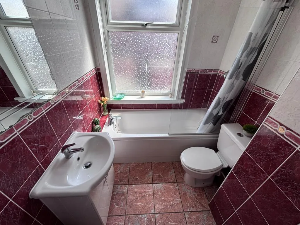 4 bedroom terraced house for rent