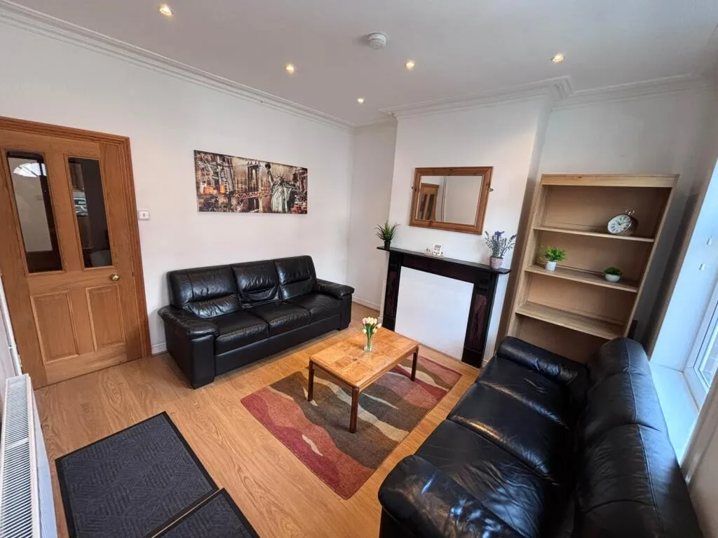 4 bedroom terraced house for rent