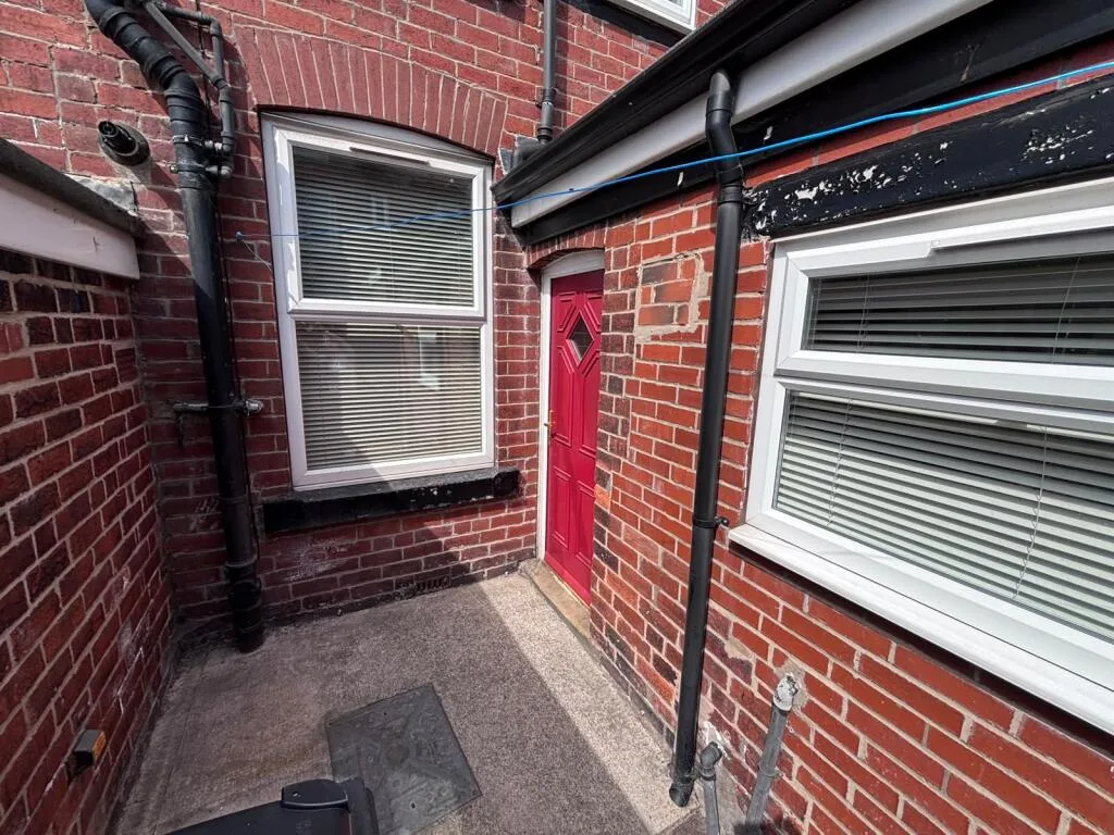 4 bedroom terraced house for rent
