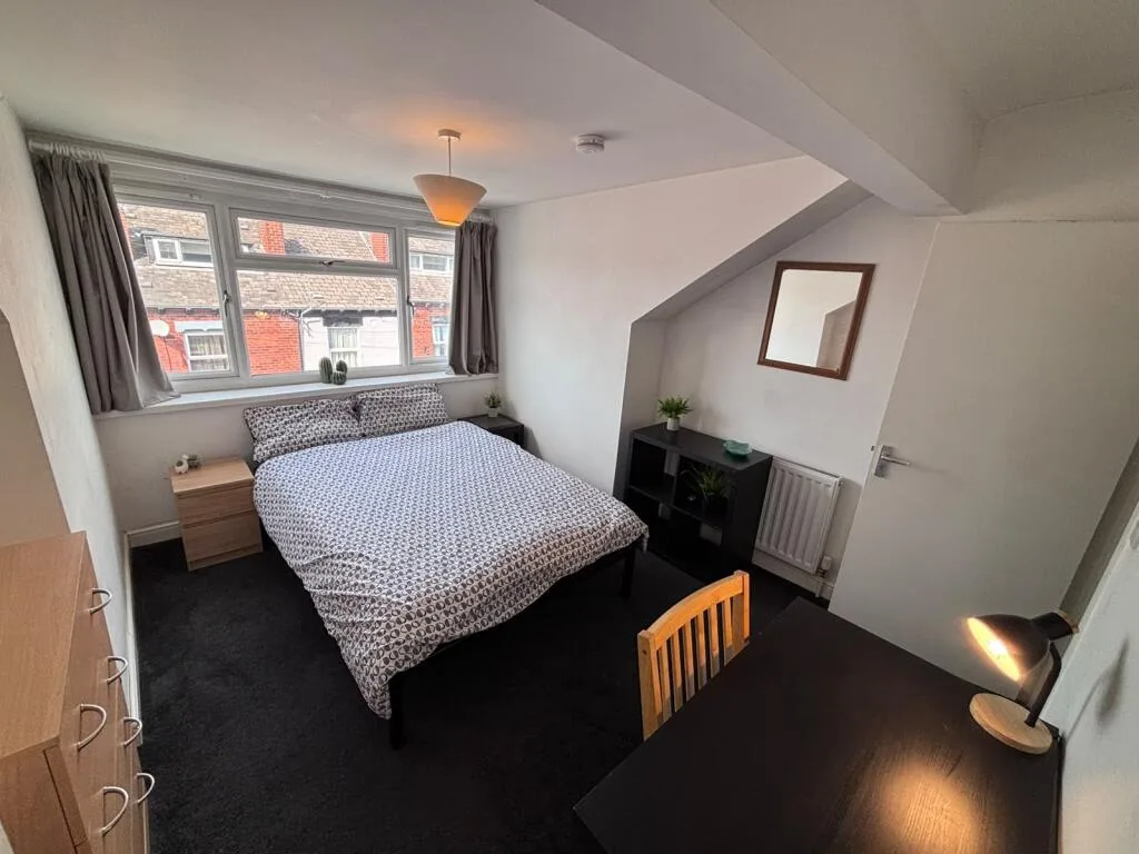 4 bedroom terraced house for rent