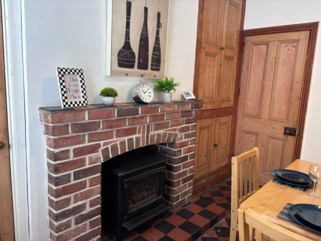 4 bedroom terraced house for rent