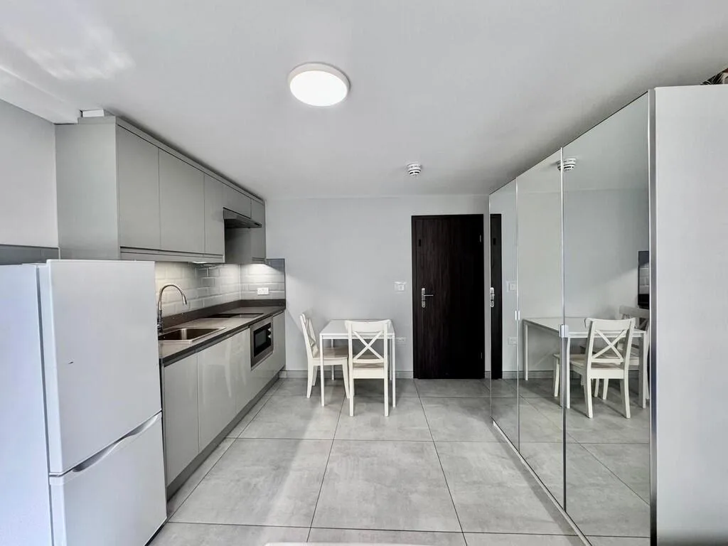 Studio flat for rent