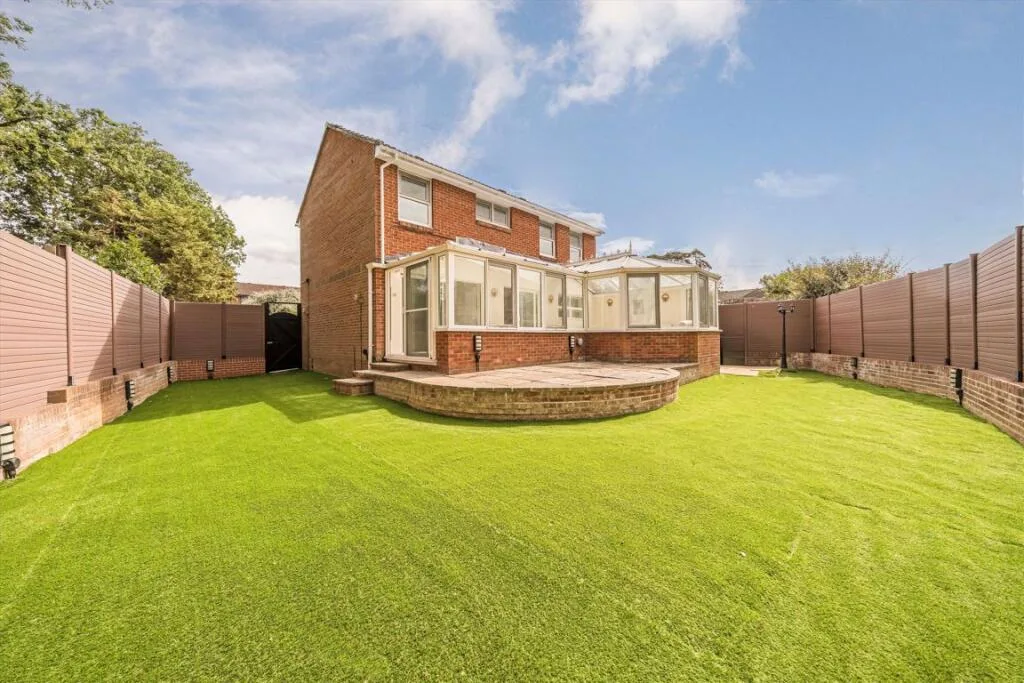 4 bedroom house for rent