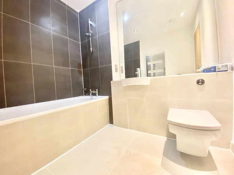 4 bedroom terraced house for rent