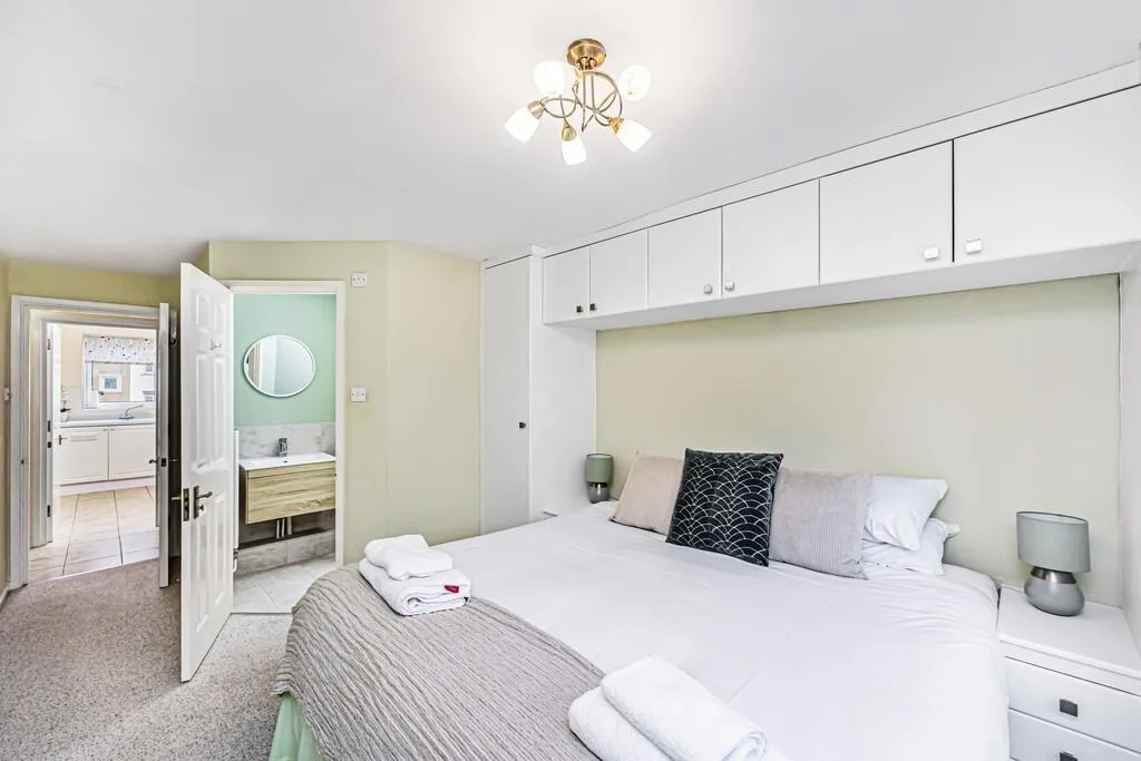 2 bedroom apartment for rent