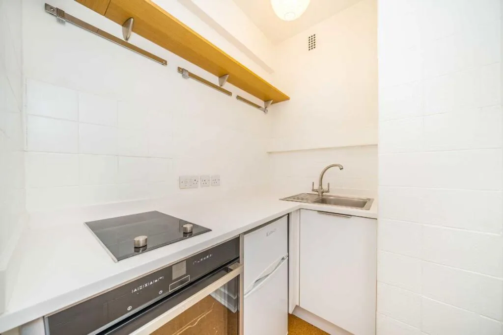 Studio flat for rent