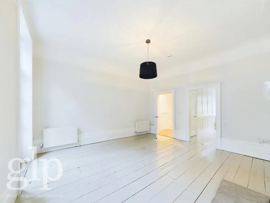 2 bedroom town house for rent