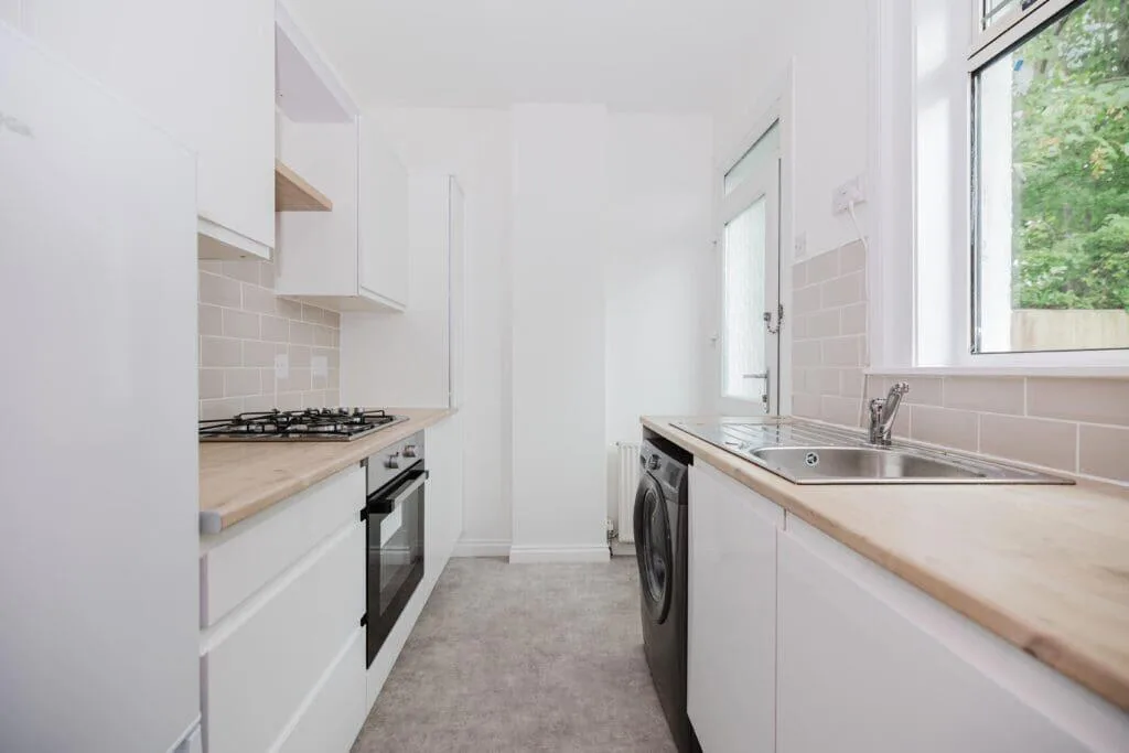 2 bedroom bungalow for rent