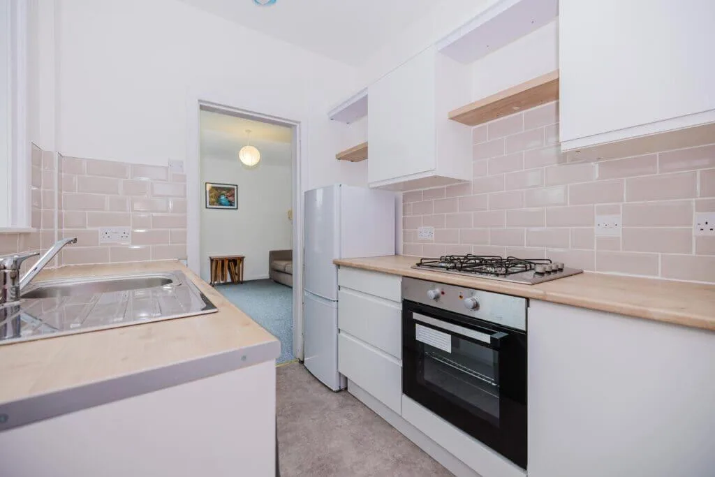 2 bedroom bungalow for rent