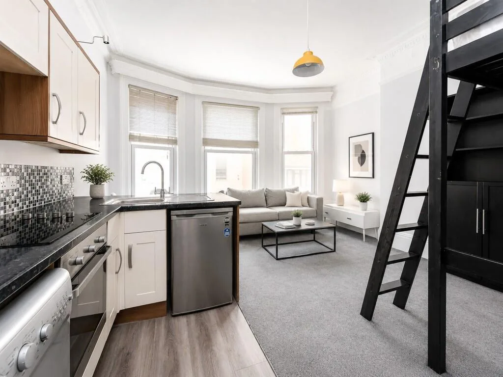 Studio flat for rent
