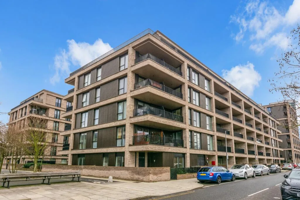 3 bedroom apartment for rent