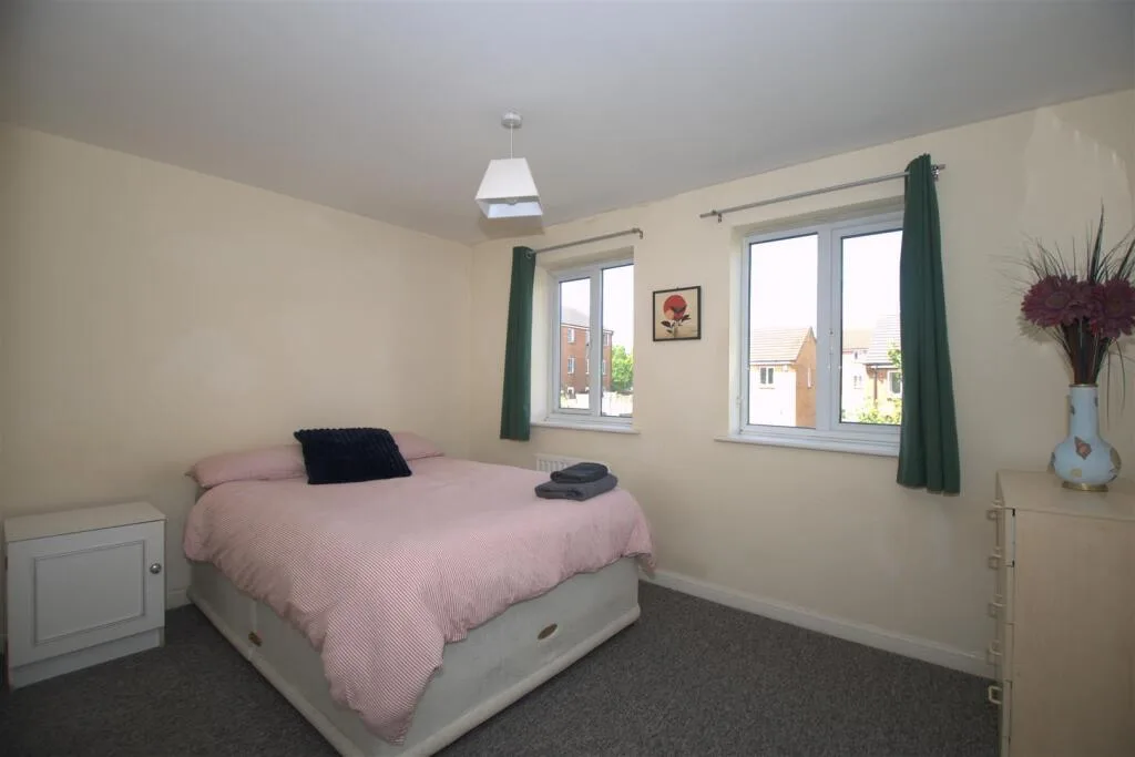 4 bedroom terraced house for rent
