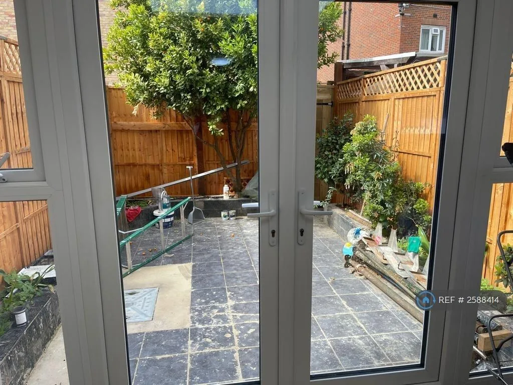 4 bedroom terraced house for rent
