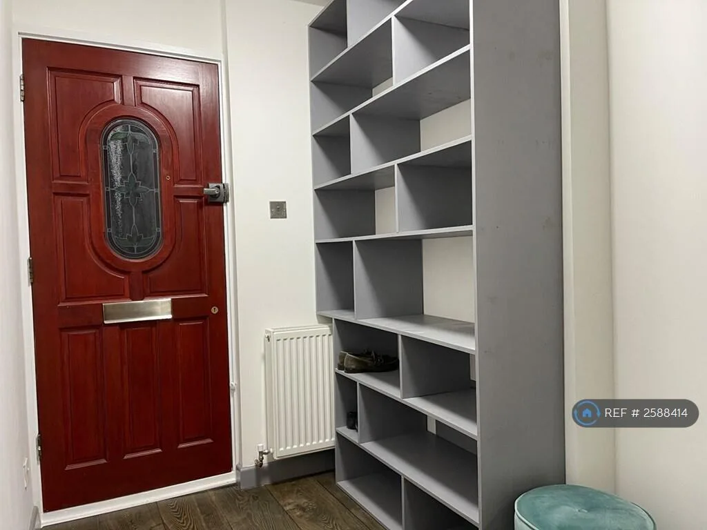 4 bedroom terraced house for rent