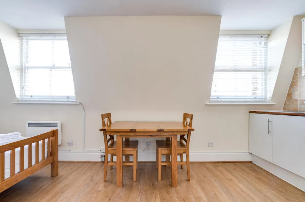 Studio flat for rent