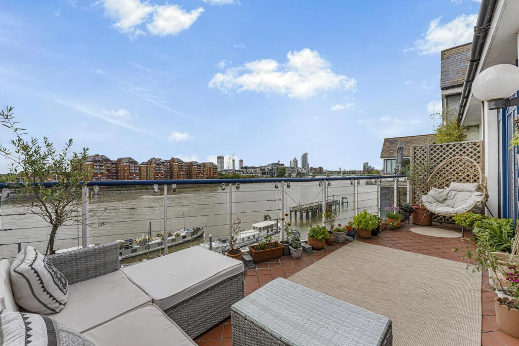 3 bedroom apartment for rent