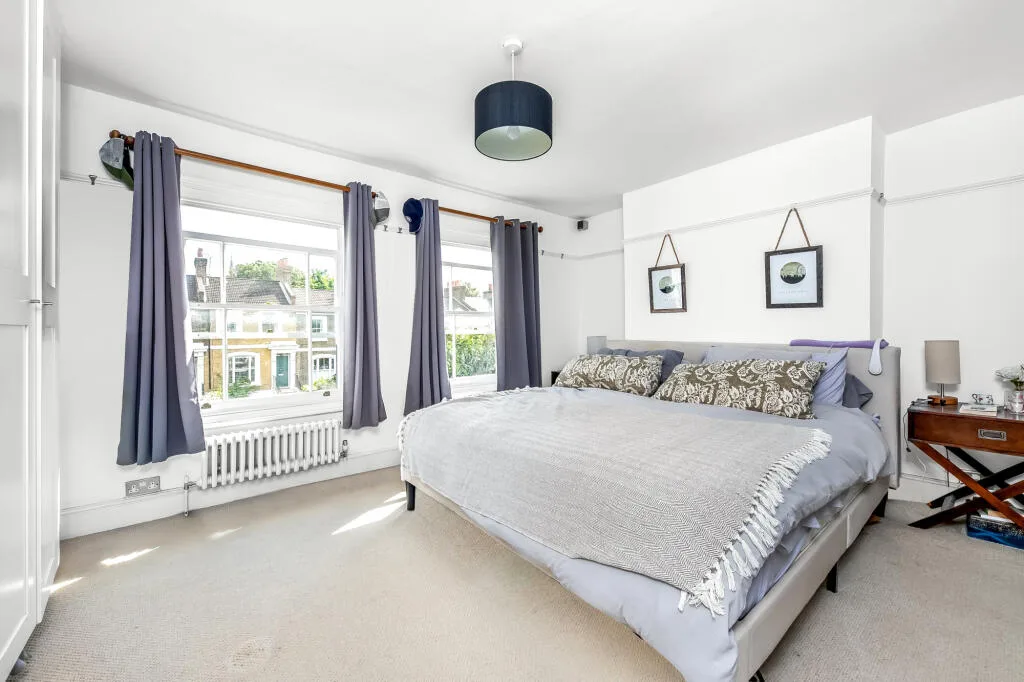2 bedroom house for rent