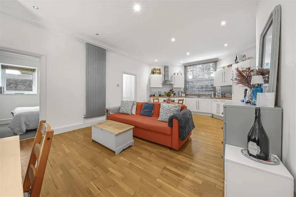 1 bedroom flat for rent