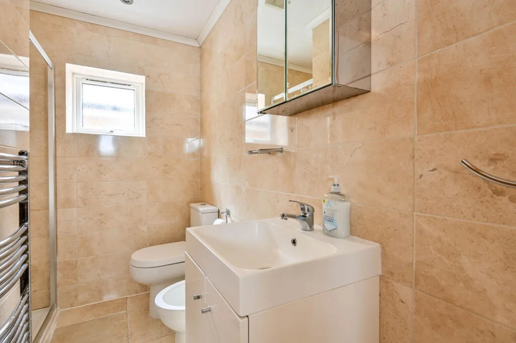 5 bedroom house for rent