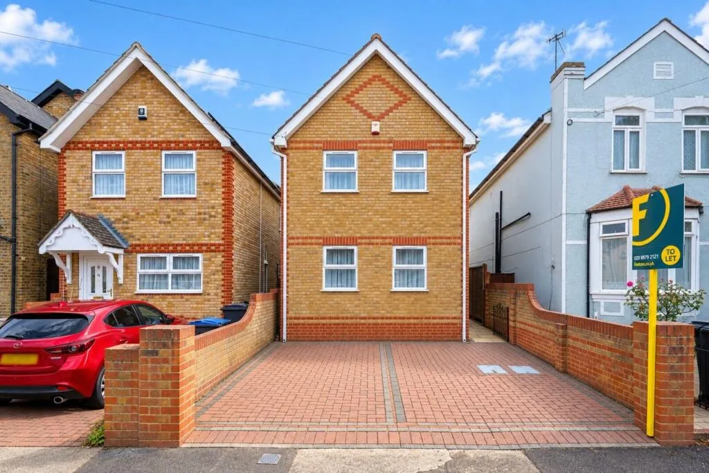 5 bedroom house for rent