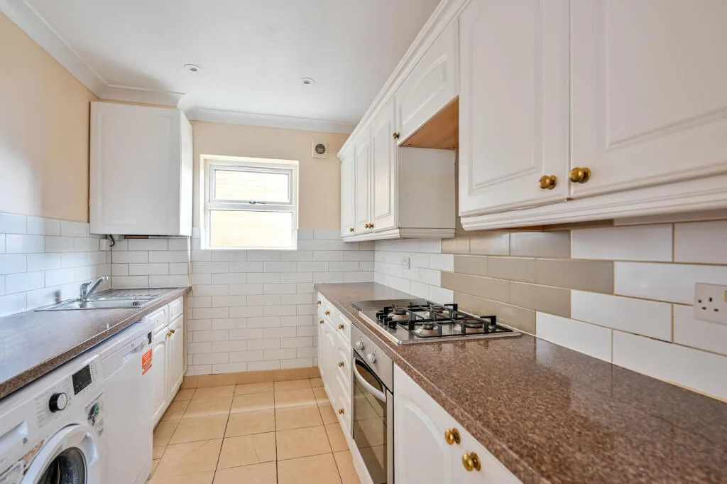5 bedroom house for rent