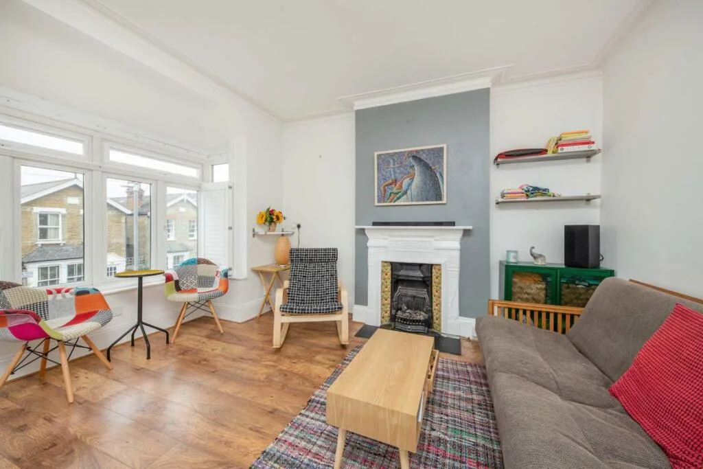 4 bedroom maisonette for rent