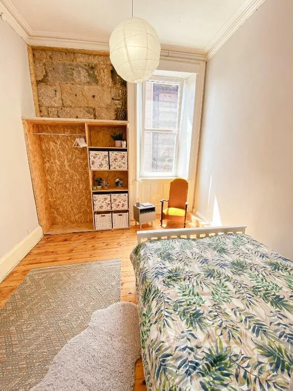 5 bedroom flat for rent