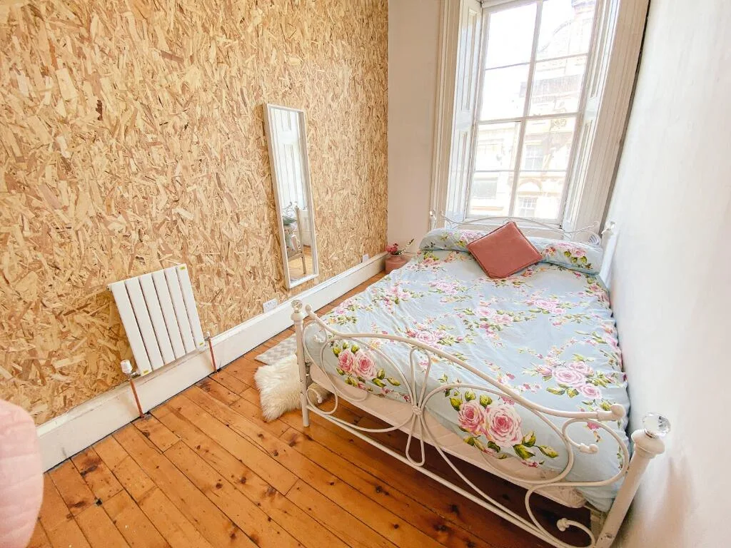 5 bedroom flat for rent
