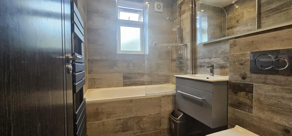 4 bedroom terraced house for rent