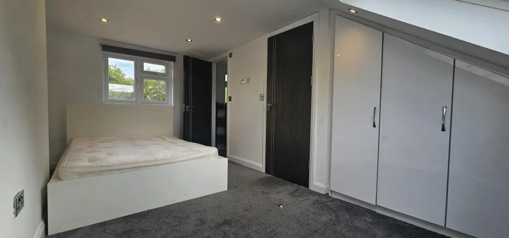 4 bedroom terraced house for rent