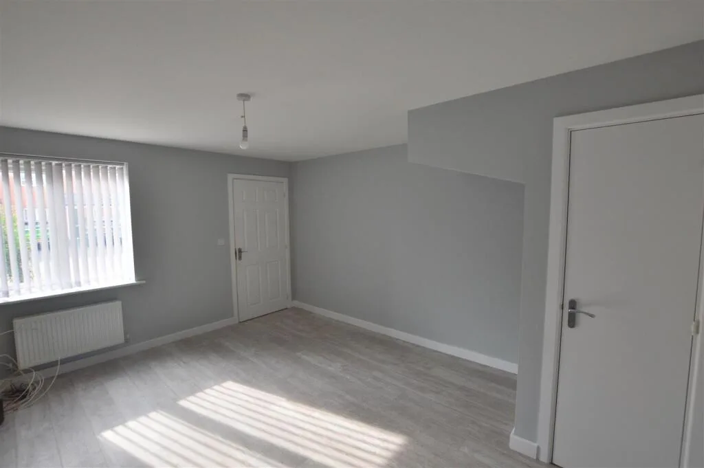3 bedroom town house for rent