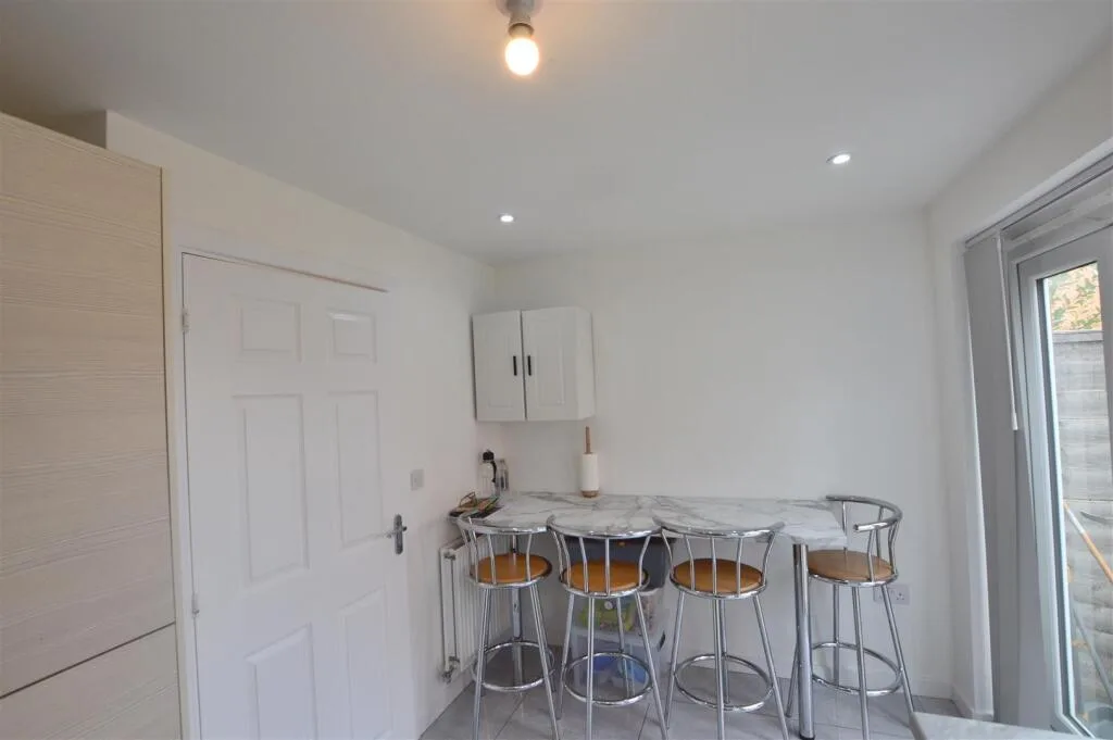 3 bedroom town house for rent