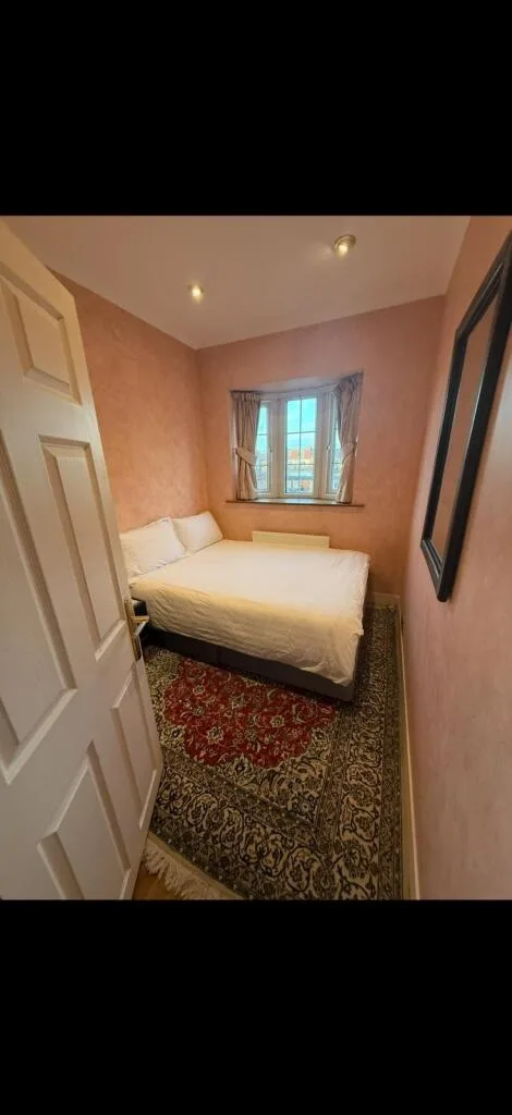 1 bedroom house for rent