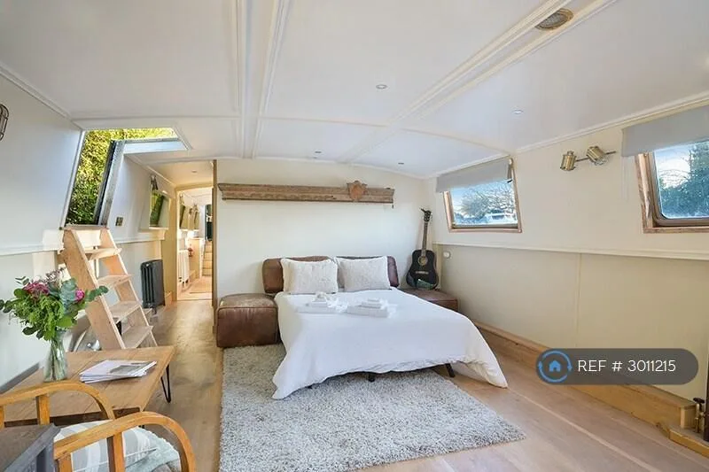 1 bedroom house boat for rent