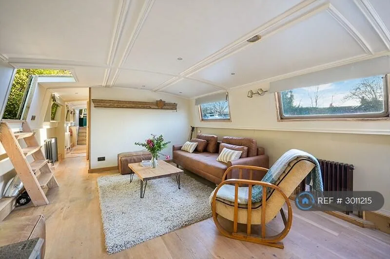 1 bedroom house boat for rent