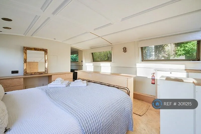 1 bedroom house boat for rent