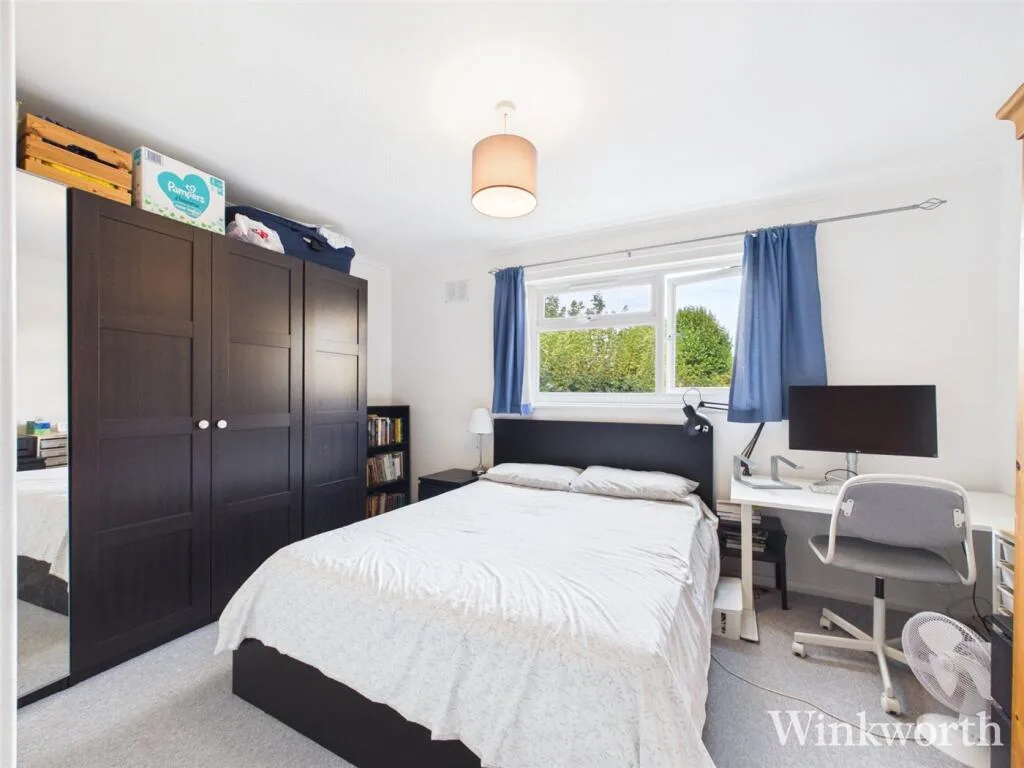 2 bedroom end of terrace house for rent