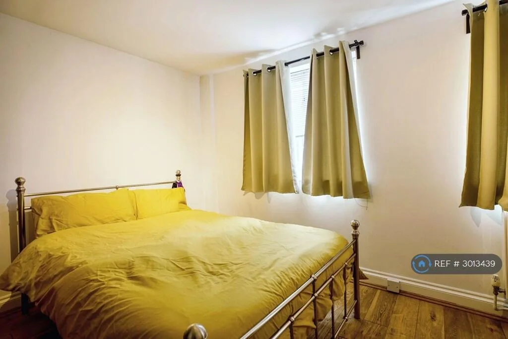 2 bedroom semi-detached house for rent