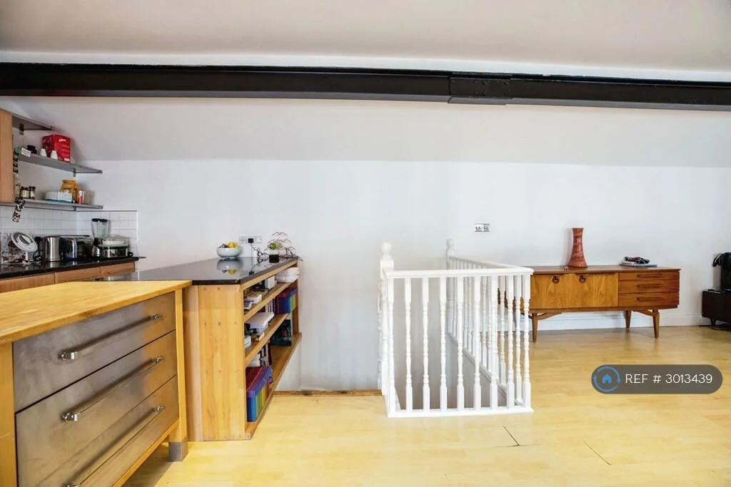 2 bedroom semi-detached house for rent