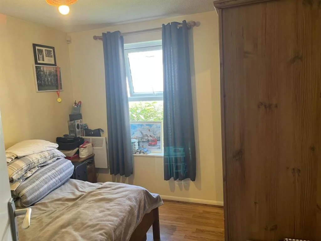 1 bedroom maisonette for rent