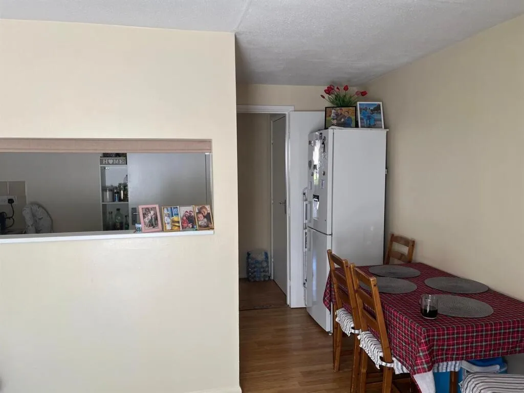1 bedroom maisonette for rent