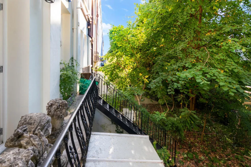 2 bedroom flat for rent
