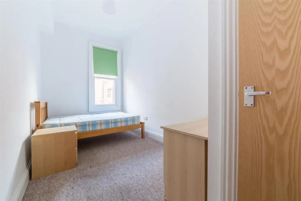 4 bedroom apartment for rent