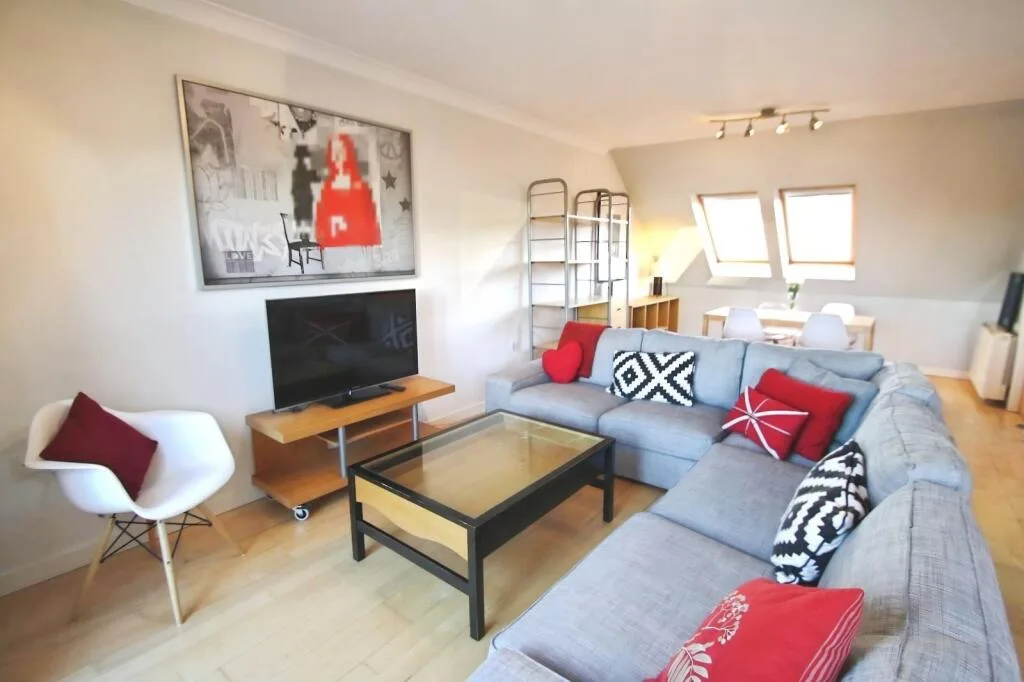 3 bedroom flat for rent