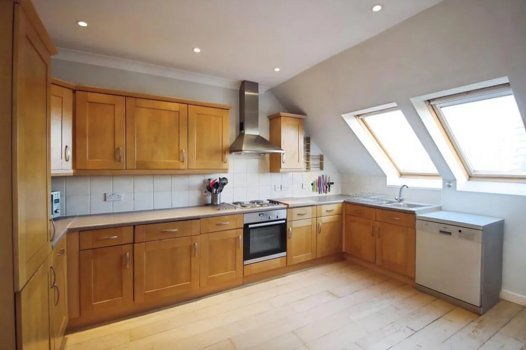 3 bedroom flat for rent