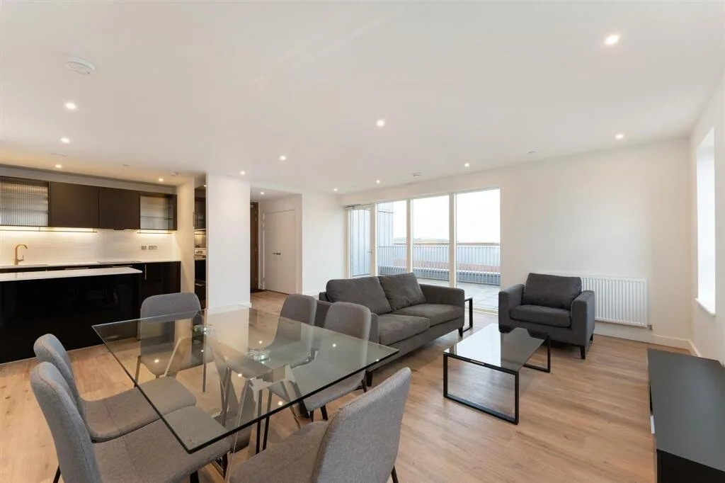 3 bedroom apartment for rent